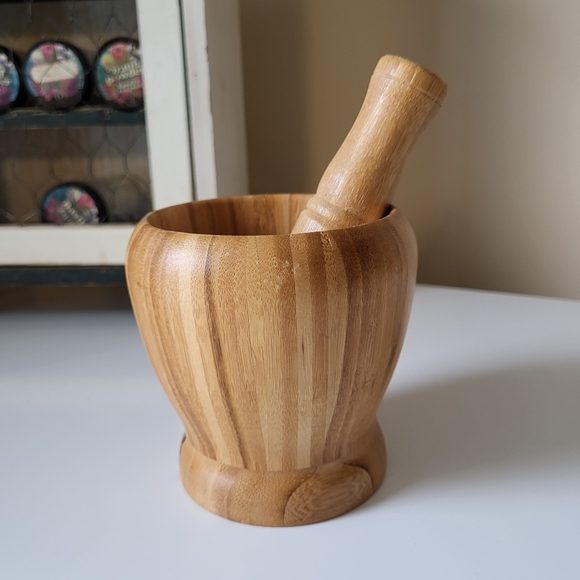Lightweight Bamboo Wooden Mortar and Pestle - Picture 2 of 15